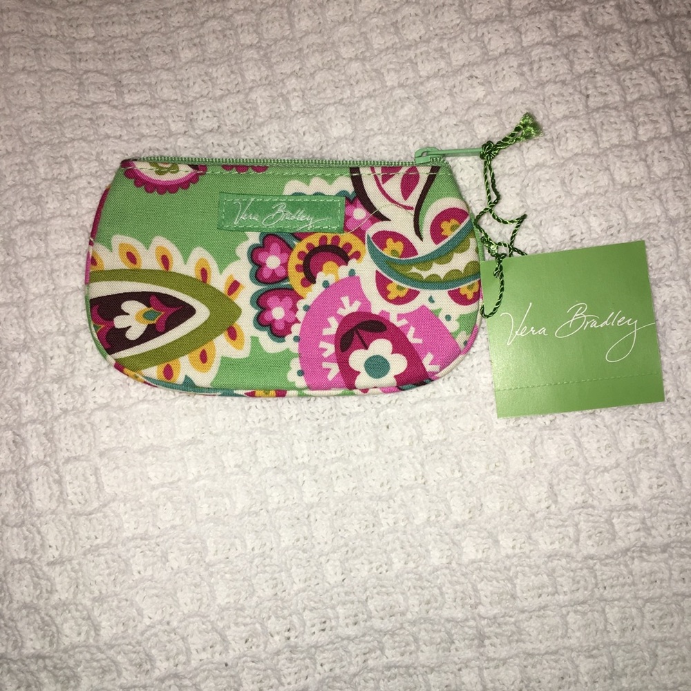 NWT Vera Bradley clip zip ID